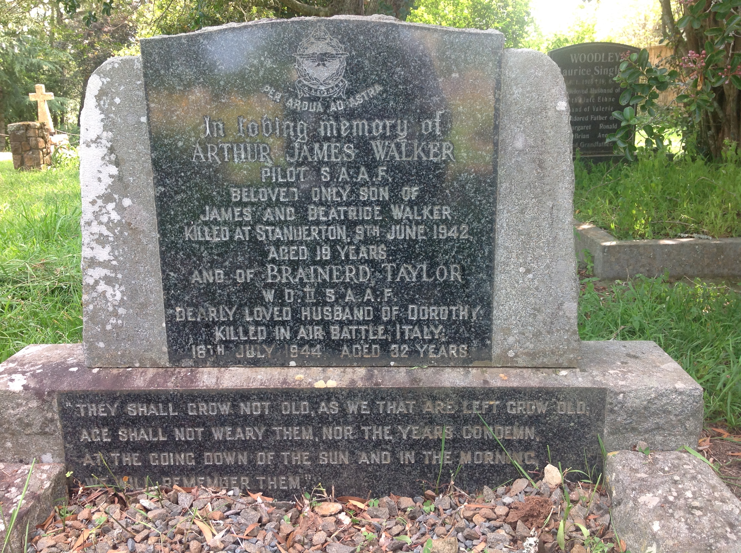 Photo from /search/photos/South Africa/Kwazulu Natal/HIGHFLATS (ST. JAMES) CEMETERY/Walker AJ.JPG